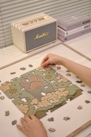 321PCS | THE FUTURE IS IN YOUR PAWS | VELVETY FLOCKING FINISH DECOR PUZZLE
