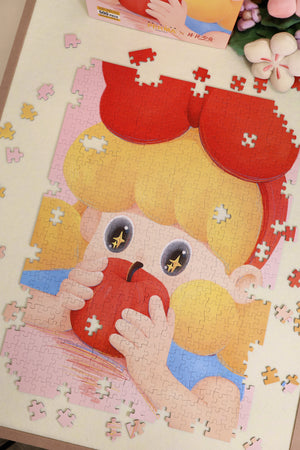 500PCS | THE FLOWER-HOLDING GIRL | VELVET TOUCH DECOR PUZZLE